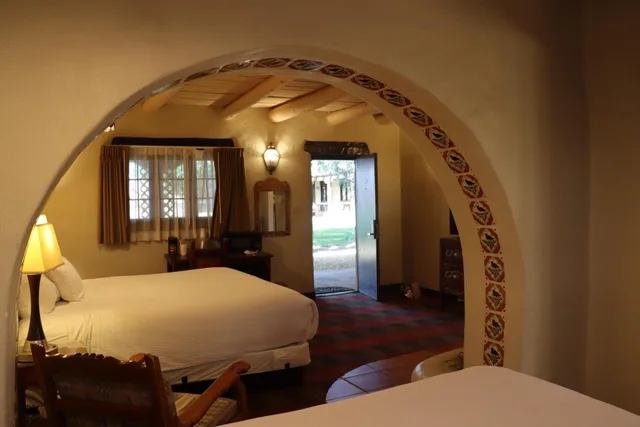 غرفة بسرير كوين، Sagebrush Inn Suites 7/8