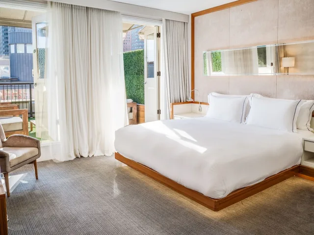 غرفة بريميير بسرير كينج بشرفة لذوي الإعاقة، 33 Hotel, New York City, Seaport 2/9