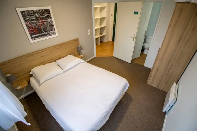 شقة بسرير مزدوج مع أريكة، Kosy Appart'hotel Le Champ De Mars Reims 1/1
