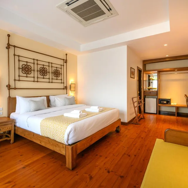 Deluxe, King Bed, WOO Gallery & Boutique hotel 8/10