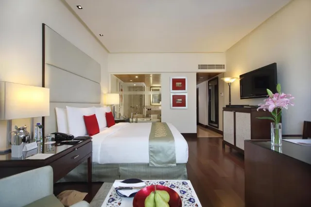 Premier, Suite, Bay View، The Oberoi Mumbai 2/2