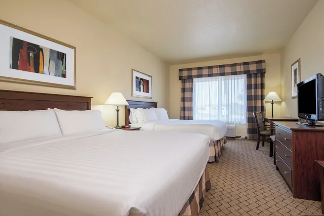 غرفة قياسية بسريرين كوين لذوي الإعاقة، Holiday Inn Express Hotel And Suites el Dorado Ks 1/1