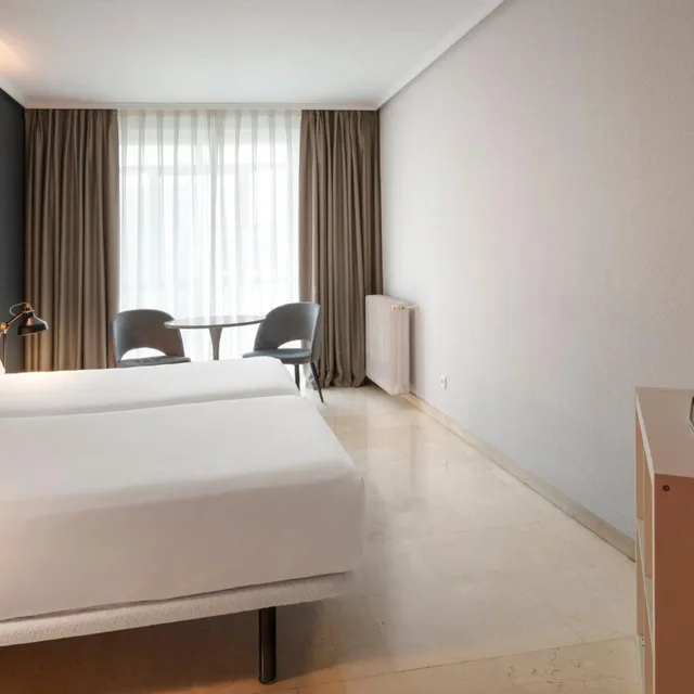 شقة، Sercotel Togumar 5/10