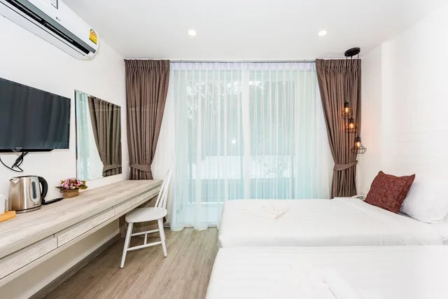 غرفة سوبيريور بسريرين منفصلين بشرفة، Lullabella Hotel 1/1