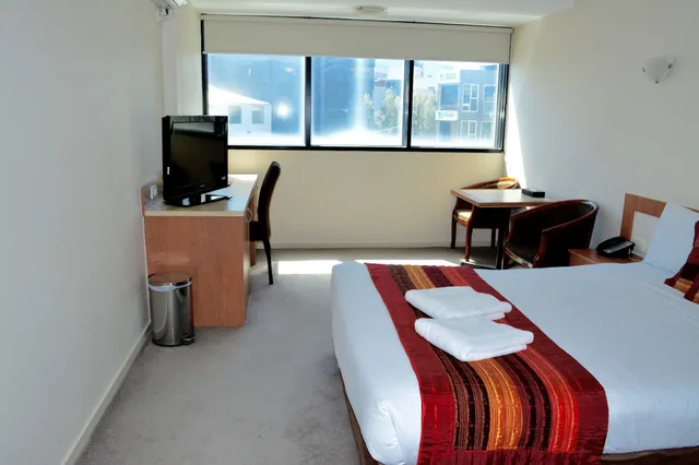 غرفة قياسية بسرير كوين، City Park Hotel 2/4
