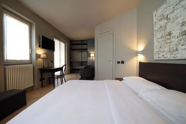 1 Bedroom, Superior, Queen Bed, Hill View, Balcony، Hotel San Giuseppe 2/4