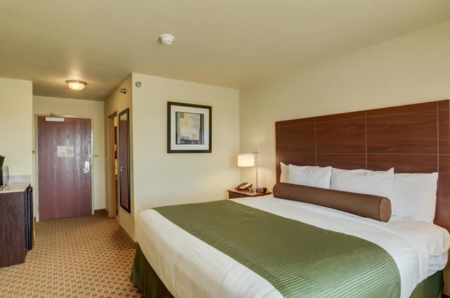 غرفة ديلوكس، Cobblestone Inn Suites Kersey Co 1/6