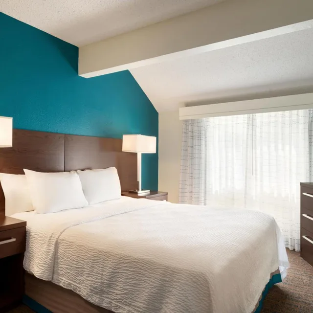 Penthouse Suite, 2 Queen Beds، Hawthorn Suites By Wyndham Tinton Falls 1/5