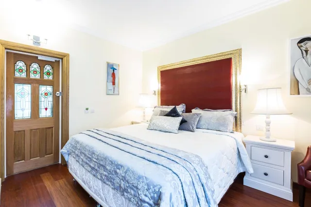 جناح سوبيريور، Linton Hotel 3/10