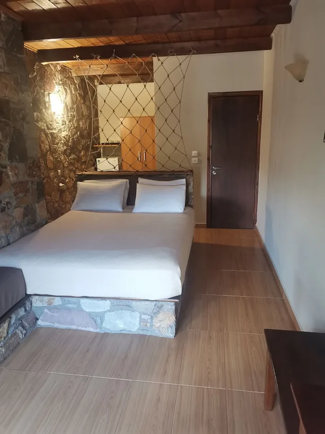 غرفة تقليدية بسرير مزدوج، Hotel Ataviros 2/3