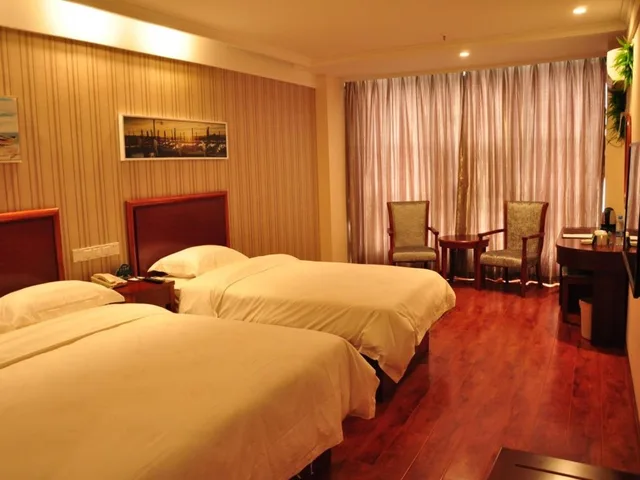 غرفة بسريرين منفصلين، GreenTree Inn HeBi HengShan Road Business Hotel 2/2