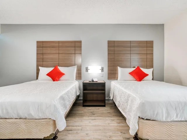 غرفة قياسية بسريرين كوين، Dallas Love Field Inn 4/6