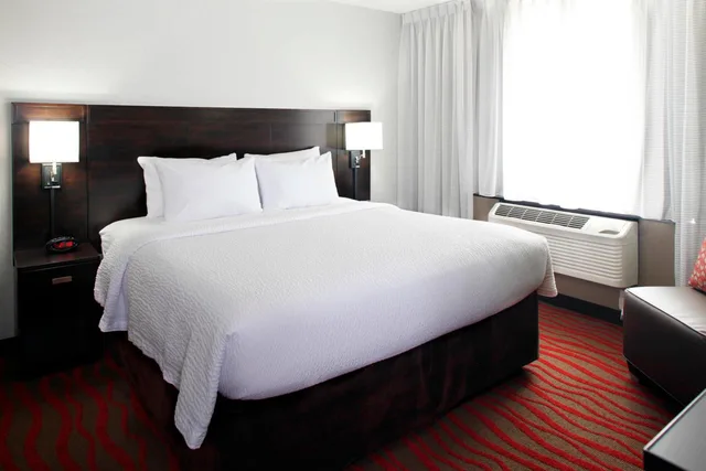 جناح بسرير كينج بغرفة نوم واحدة مع أريكة، Homewood Suites by Hilton Richland 1/2