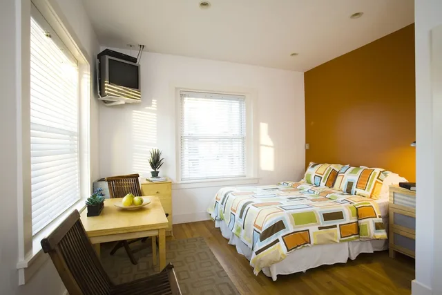 Junior Suite, Studio, Street View، Venice Suites 2/4