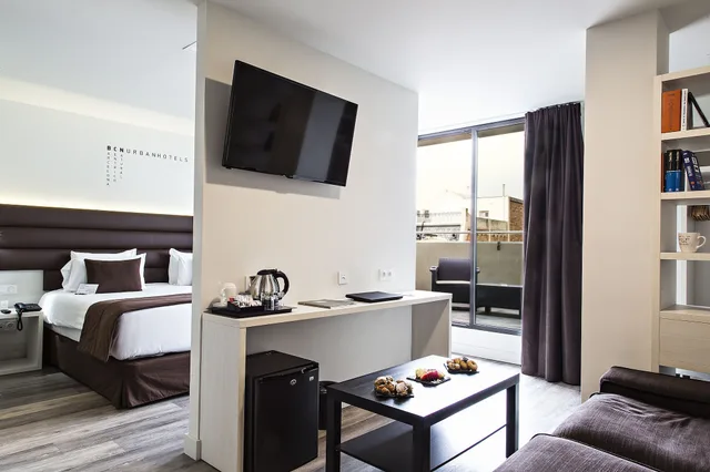 جناح استوديو بسرير كينج بشرفة، 1881 Barcelona Gran Rosellon Hotel 8/10
