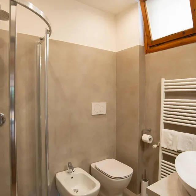 غرفة صغيرة مزدوجة بشرفة، Hotel Jane 8/10
