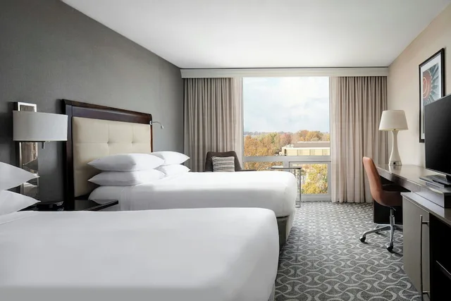 غرفة قياسية بسريرين مزدوجين لذوي الإعاقة، Marriott St. Louis Airport 4/7