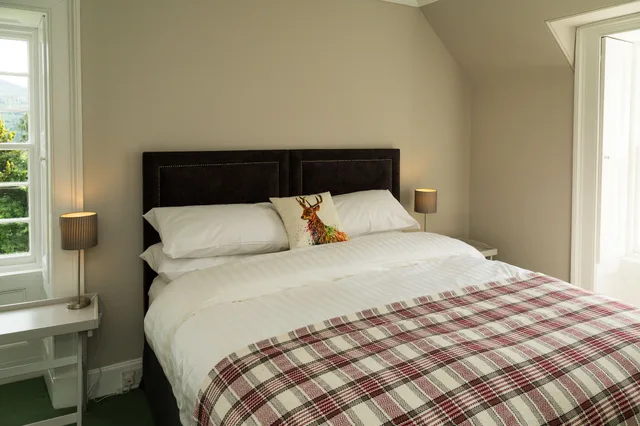 غرفة كلاسيكية بسريرين منفصلين، The Inn At Loch Tummel 1/3