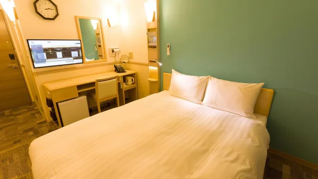 Room, Queen Bed, Toyoko Inn Tokyo Akishimaeki Minamiguchi 8/10