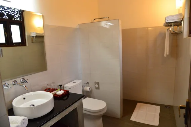 جناح متصل عائلي ديلوكس بسريرين منفصلين وسرير كينج بغرفتي نوم، Villa Shanthi 7/8