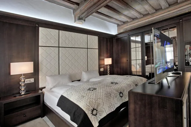 Triple, Street View, Annex، Grand Hotel 3/9