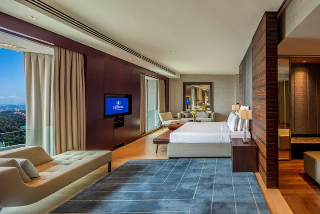 غرفة قياسية بسرير مزدوج، Hilton Kuala Lumpur 2/3