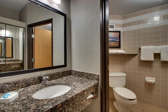 2 Rooms, Suite, Multiple Beds, Sofa, High Floor، Drury Inn and Suites Albuquerque North 3/5