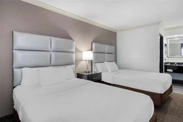 غرفة بسريرين مزدوجين، Best Western Webster Hotel, Nasa 3/6