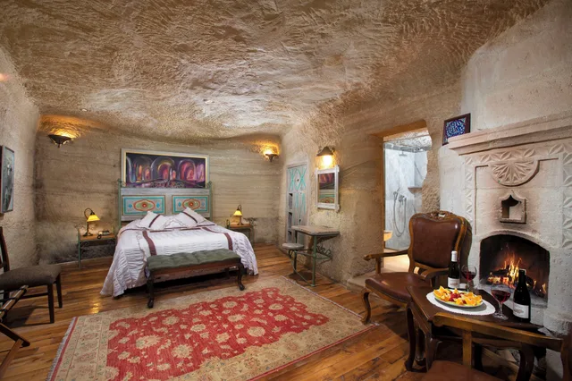 Cave, Junior Suite, Queen Bed، Terra Cave Hotel 1/10