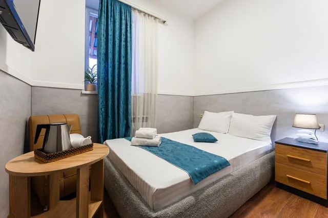 Budget, Twin Beds, Alex Hotel 1/2