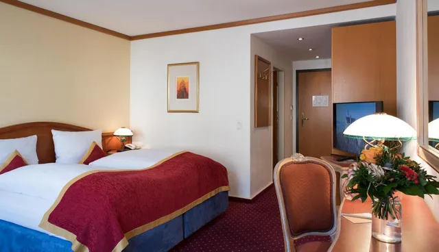 غرفة قياسية بسريرين منفصلين، TOP Luitpoldpark-Hotel 4/6