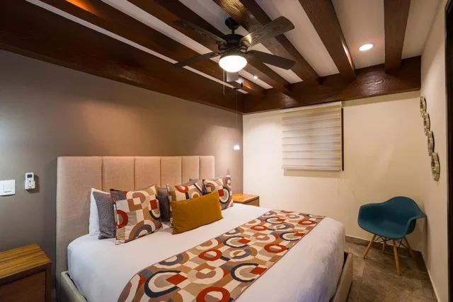 Loft, Resorts By Pinnacle 220 1/5