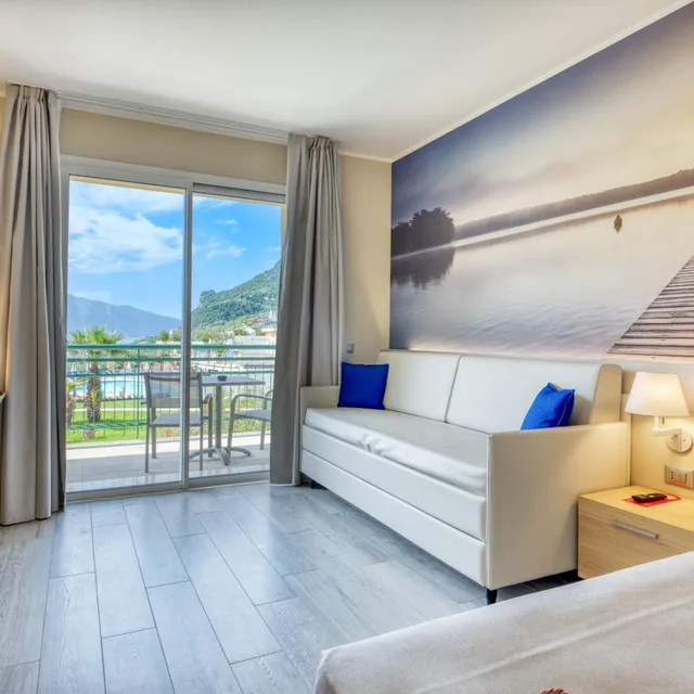 Panoramic, Double or Twin Bed, Hotel Cristina 9/10