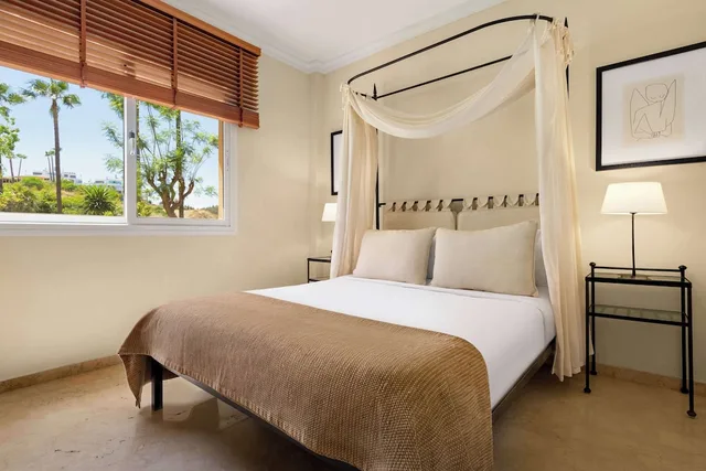 1 Bedroom, Deluxe, Suite, Queen Bed, Wyndham Grand Costa del Sol 3/8