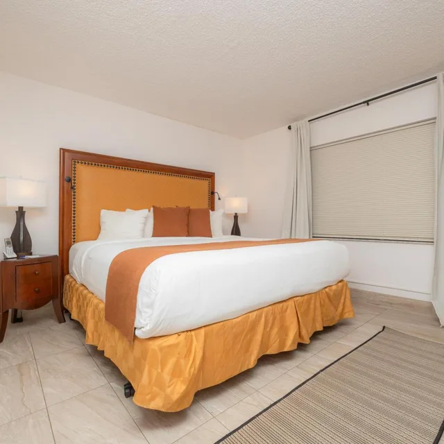 Executive, Suite, Sofa, The Ponce St Augustine Hotel 3/5