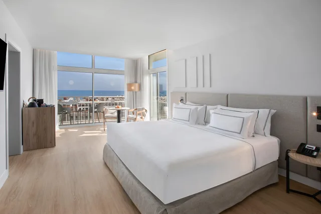 جناح غراند بإطلالة على البحر، Melia Lloret De Mar 3/10