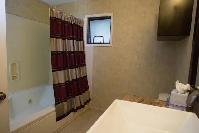 غرفة قياسية بسريرين كوين، Rosedale Inn 4/4
