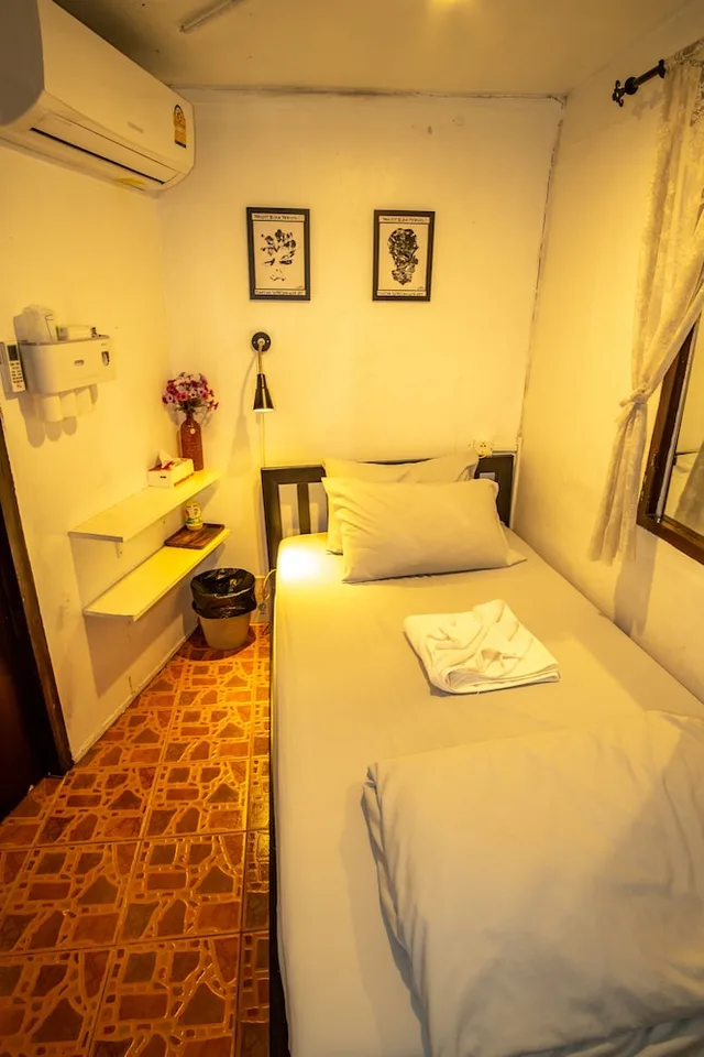 غرفة أساسية مفردة بسرير فردي بحمام مشترك، Hostel 16 1/7