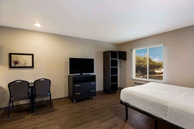 غرفة قياسية بسرير مزدوج لذوي الإعاقة، WoodSpring Suites Orlando West - Clermont 6/9