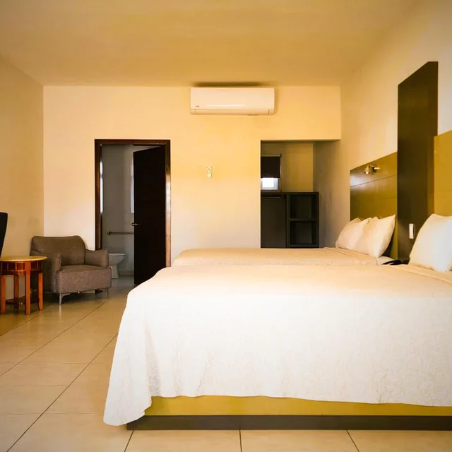 جناح، Hotel Paraiso del Desierto 4/6