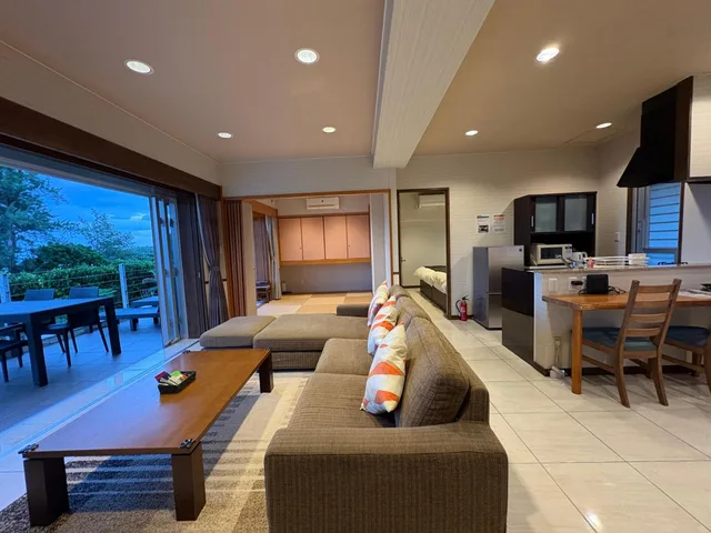 غرفة رباعية بإطلالة على البحر، Arimabaru Beach Resort 2/2