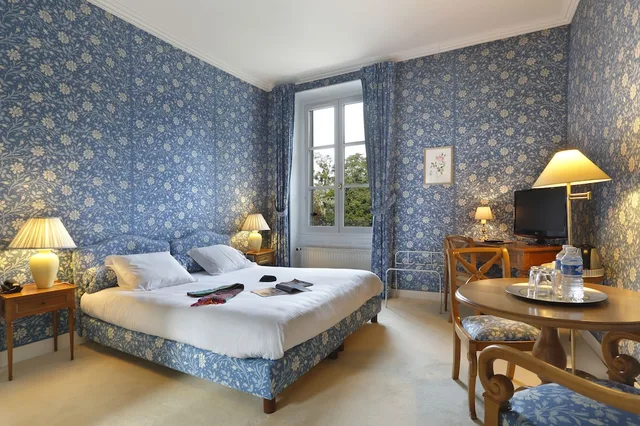 غرفة بريفيليج بسريرين منفصلين، Chateau de La Rozelle Hotel 1/3