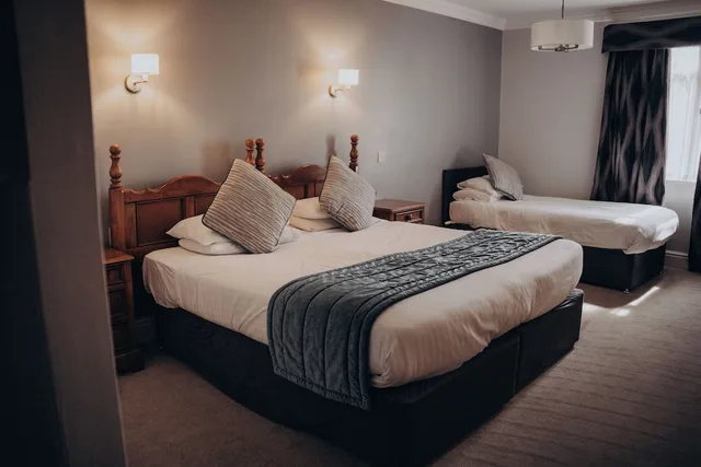 غرفة بسريرين منفصلين، Cave Castle Hotel Country Club 9/10