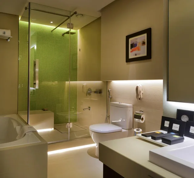 Family Suite, Queen Bed, Partial Lagoon View، The 72 Hotel 3/5