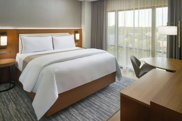 جناح تنفيذي بغرفتي نوم، The Westin Huntsville 1/5
