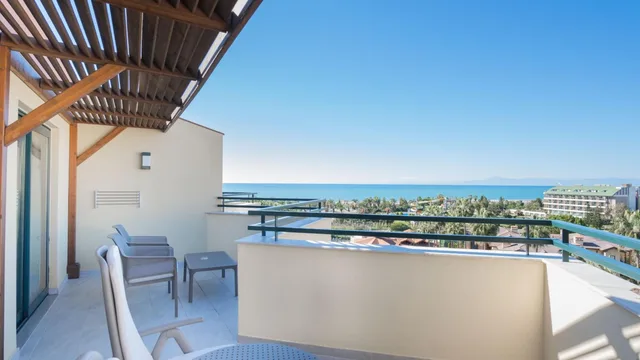 Suite, Sofa, Miramare Queen 5/9