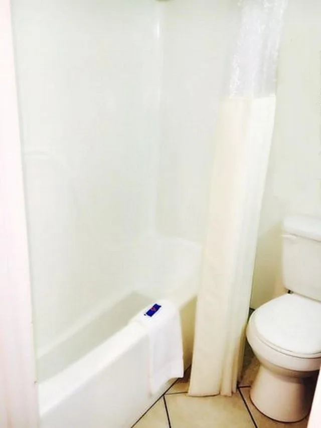 غرفة رباعية بسرير مزدوج، Motel6 Jacksonville, NC 9/10