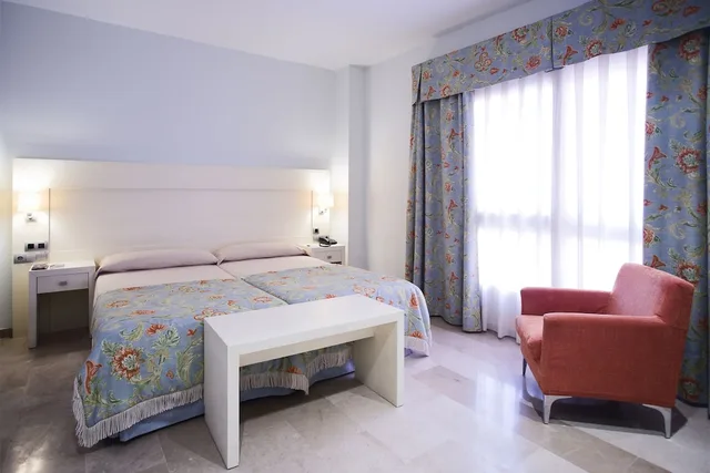 غرفة مفردة بسرير مزدوج، Senator Aguilas Hotel 2/4
