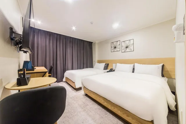 غرفة بسريرين منفصلين، Pyeongtaek Stay Hotel 5/10