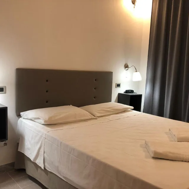 غرفة بسرير مزدوج أو سريرين منفصلين، Hotel Francesco 6/10